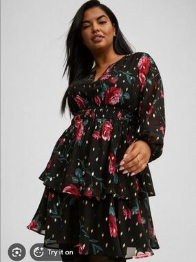 NWT TORRID SMOCKED WAIST FLORAL BLACK MINI DRESS (SIZE 00, M/L OR 10)